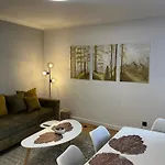 Lejlighed Premium In Quiet & Historical Area